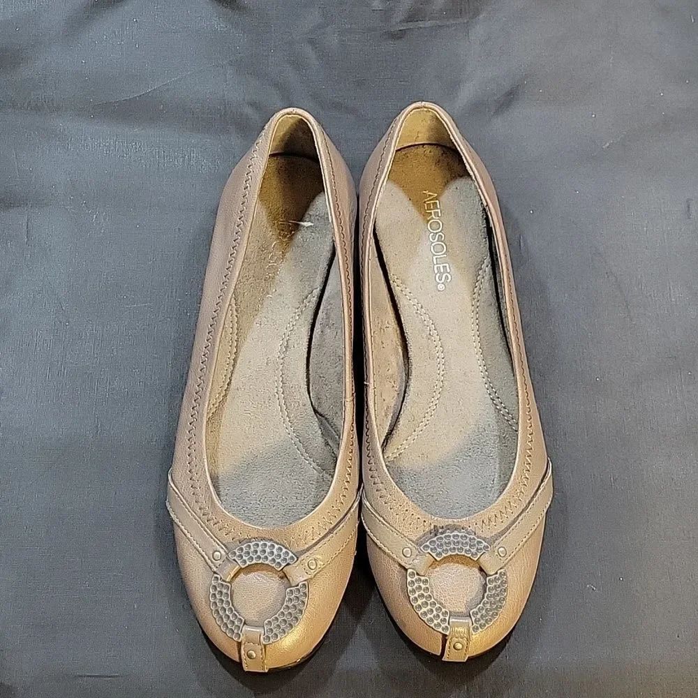 BRAND NEW AEROSOLES WOMEN'S SLIP-ON FLAT SHOE